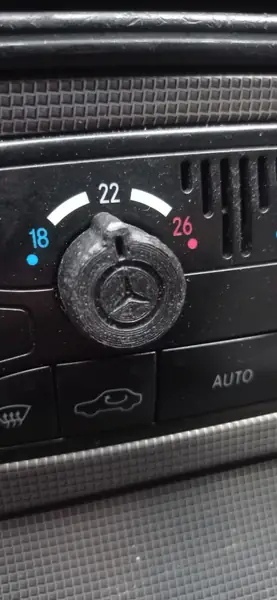 Mercedes W203 climate control knob