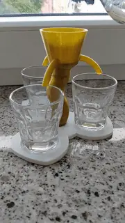 SHOT DISPENSER