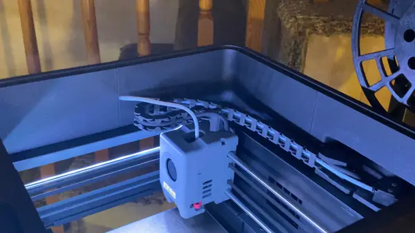 Flashforge Adventurer 5M (AD5M) - simpler, easier, faster drag chain termination at hotend (v1.0)