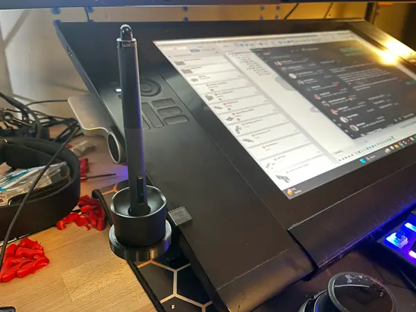 Wacom Cintiq 24HD Tilt Adjustable Pen Cup Holder