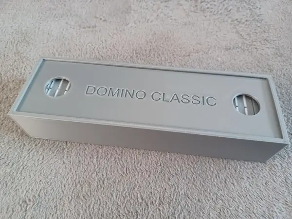 Box for classic domino set