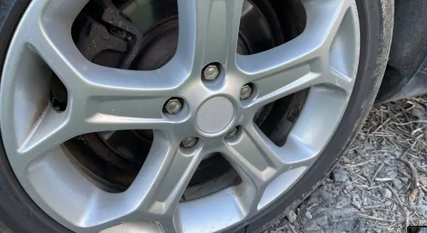 Ford Mondeo mk4 wheel center cap