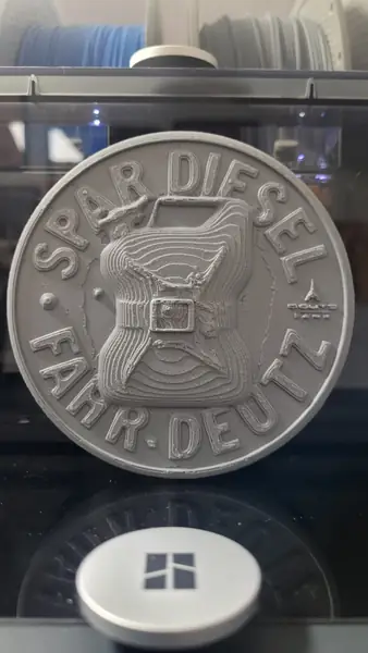 Traktor Werbung Relief