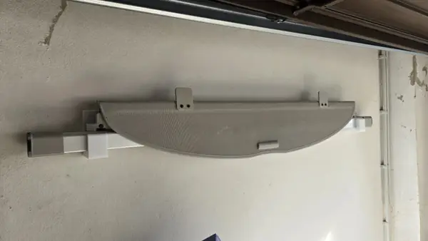 Nissan Xtrail, Pathfinder, Wand Halterung, Wall Hook, Abdeckung Kofferraum, Trunk Cover, space cover