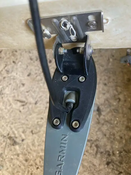 Garmin EchoMap DV Fish Finder Mount