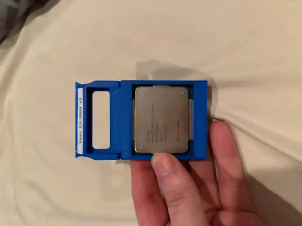 LTT LGA 2011 Wide Substrate CPU Holder