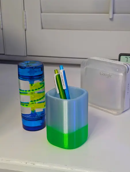Frutiger Aero Bliss Inspired Pencil Holder Cup