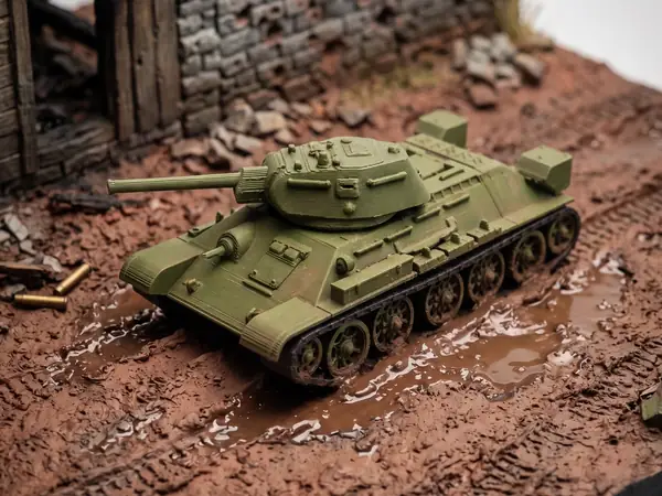 T-34/76 1942 meduim tank model 1:72